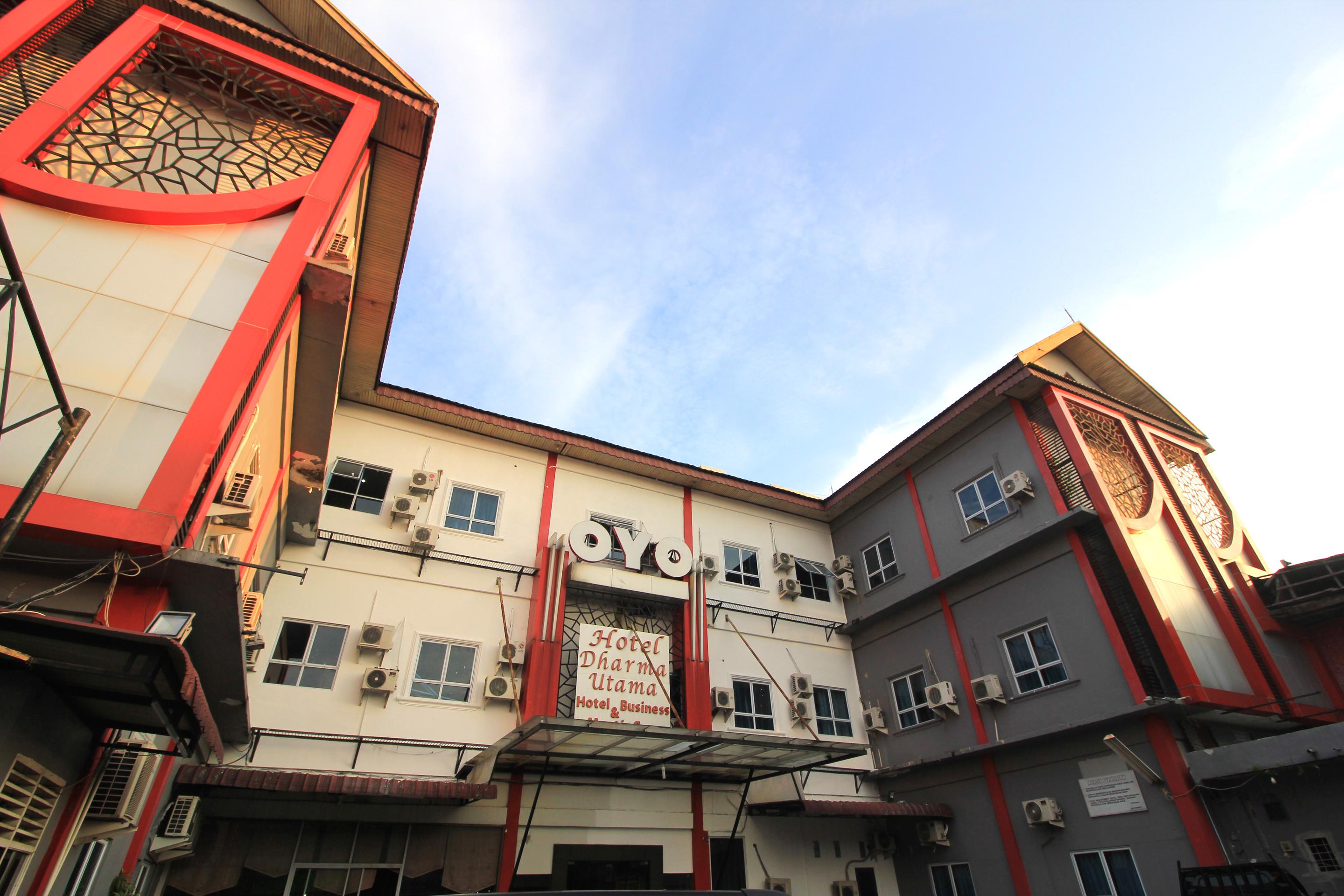 Nida Nagoya Hill Mall Ferry Pekanbaru
